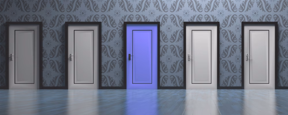 5 doors with only 1 highlighted